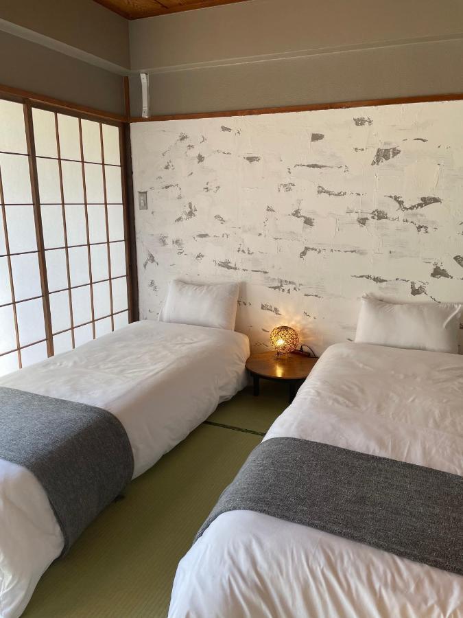 島ぐらしカフェchigoohagoo 男性のみ宿泊不可 Couples & Single Females Only Oshima Екстер'єр фото